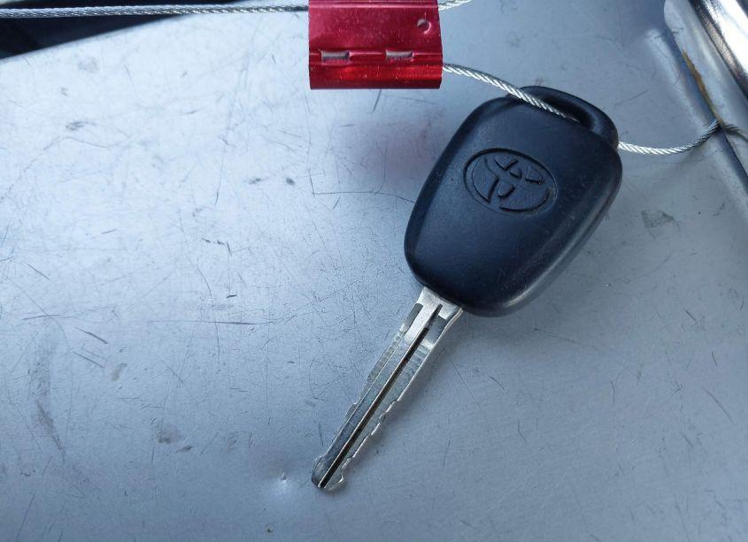 Photo 11 of 2017 Toyota Corolla SE (VIN 5YFBURHE4HP714393)