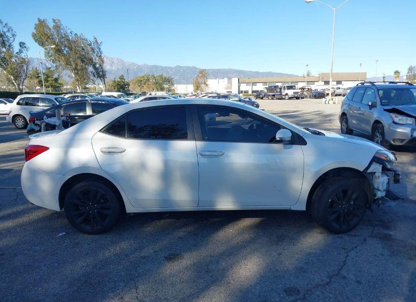 Photo 14 of 2017 Toyota Corolla SE (VIN 5YFBURHE4HP714393)