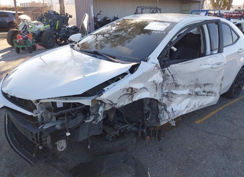 Photo 6 of 2017 Toyota Corolla SE (VIN 5YFBURHE4HP714393)