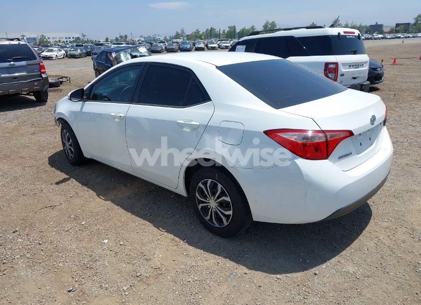 Photo 3 of 2017 Toyota Corolla L (VIN 5YFBURHE4HP718556)