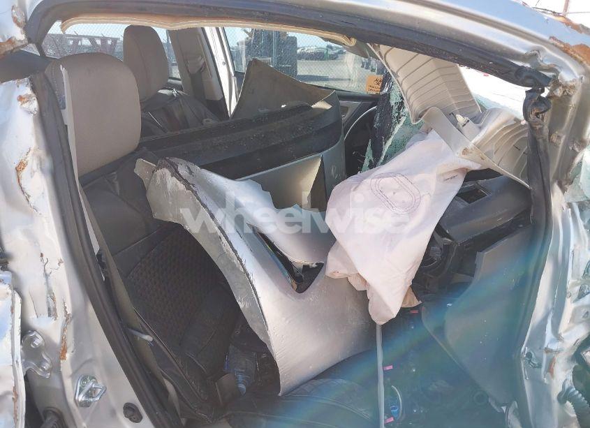 Photo 5 of 2017 Toyota Corolla LE (VIN 5YFBURHE4HP733848)