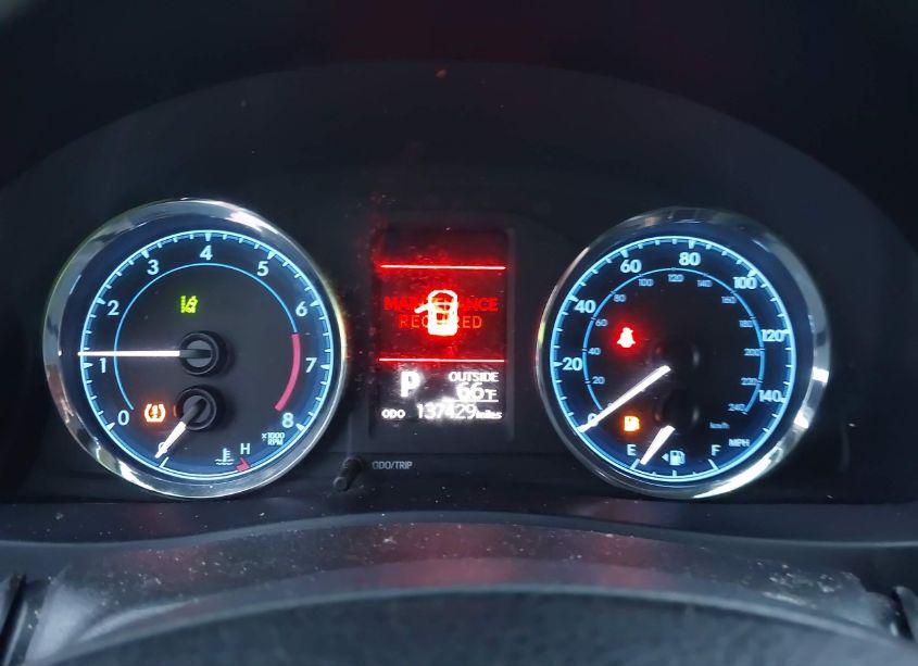 Photo 7 of 2018 Toyota Corolla LE (VIN 5YFBURHE4JP768377)