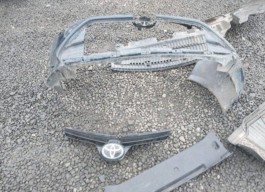 Photo 12 of 2018 Toyota Corolla LE (VIN 5YFBURHE4JP794848)