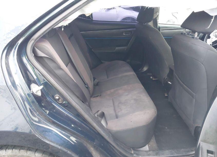 Photo 8 of 2018 Toyota Corolla LE (VIN 5YFBURHE4JP794848)