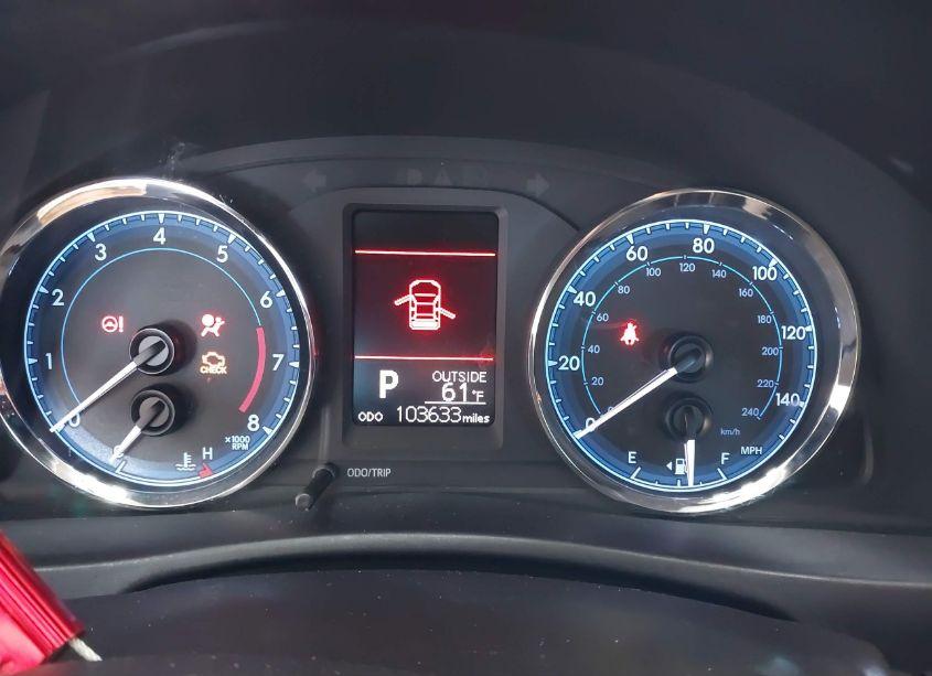 Photo 7 of 2018 Toyota Corolla LE (VIN 5YFBURHE4JP802656)