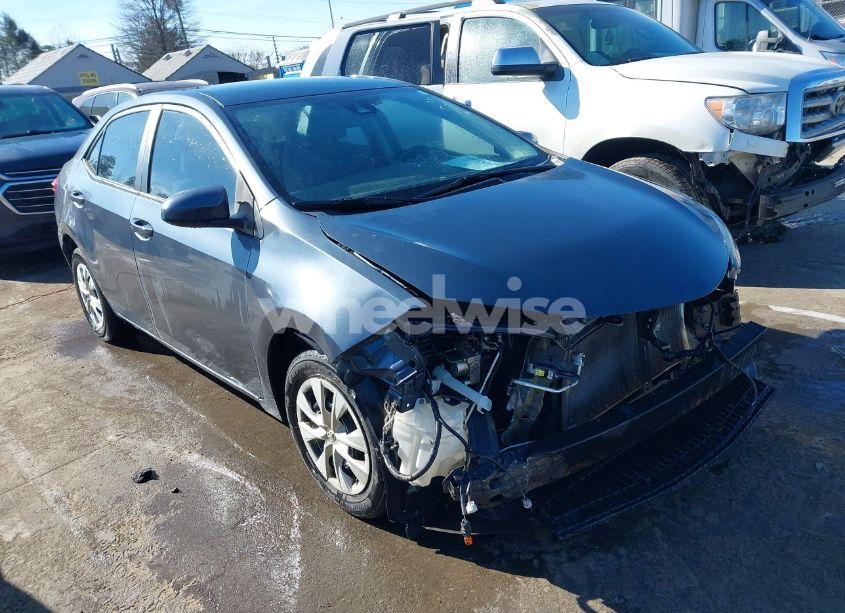 2018 Toyota Corolla L (VIN 5YFBURHE4JP803869) main photo