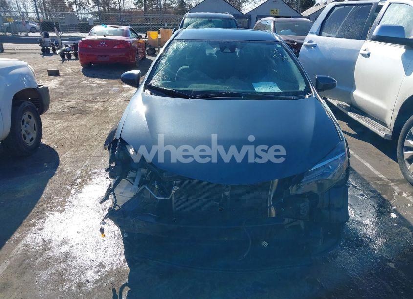 Photo 6 of 2018 Toyota Corolla L (VIN 5YFBURHE4JP803869)