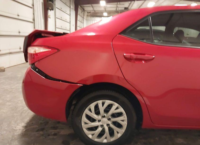 Photo 17 of 2018 Toyota Corolla LE (VIN 5YFBURHE4JP826973)