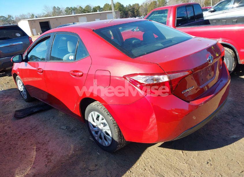 Photo 3 of 2018 Toyota Corolla LE (VIN 5YFBURHE4JP848200)