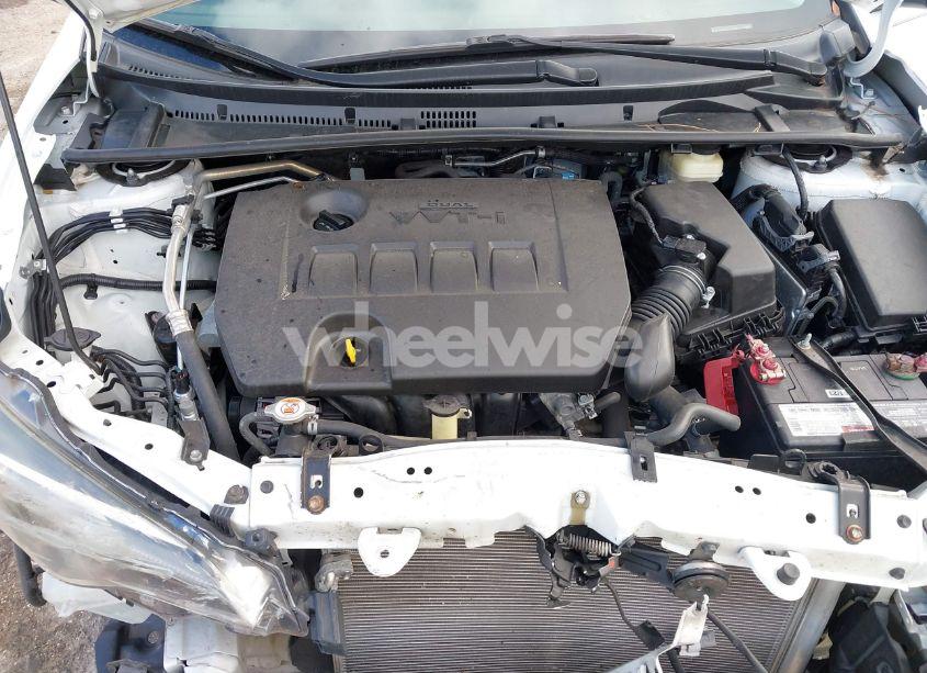 Photo 10 of 2019 Toyota Corolla LE (VIN 5YFBURHE4KP864169)