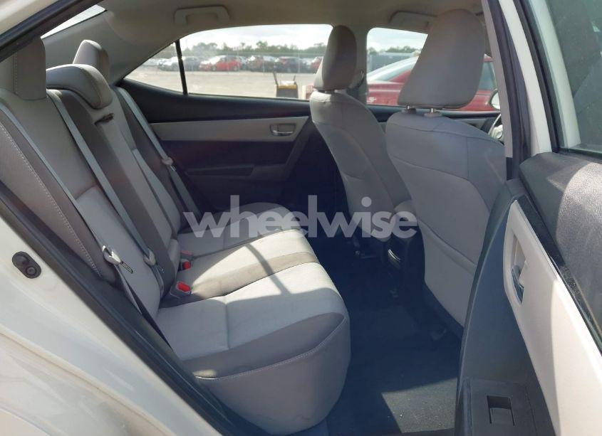 Photo 8 of 2019 Toyota Corolla LE (VIN 5YFBURHE4KP864169)