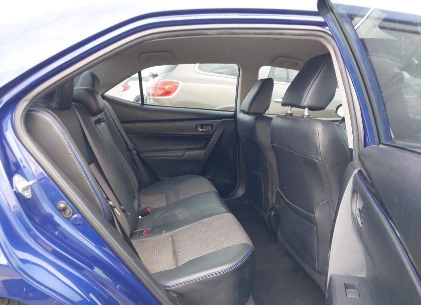 Photo 8 of 2019 Toyota Corolla SE (VIN 5YFBURHE4KP868139)