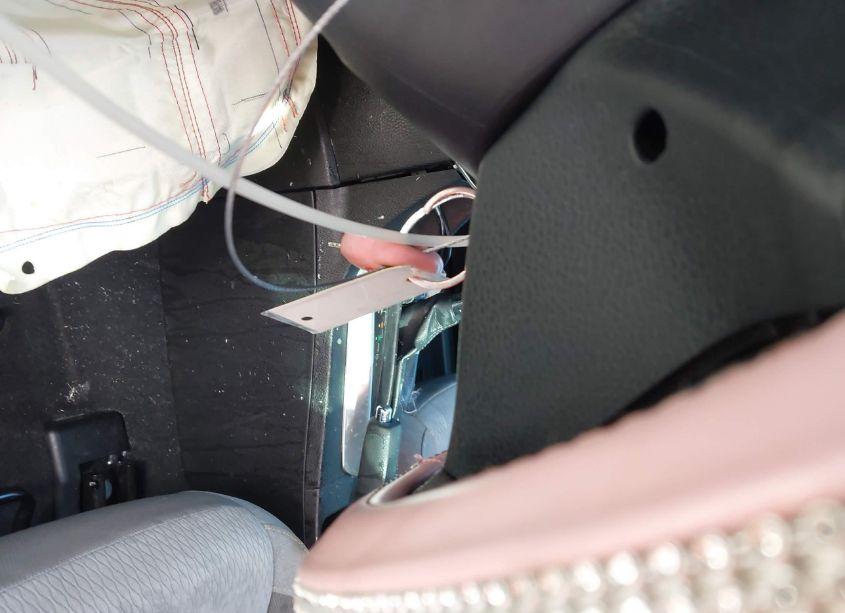 Photo 11 of 2019 Toyota Corolla LE (VIN 5YFBURHE4KP882073)