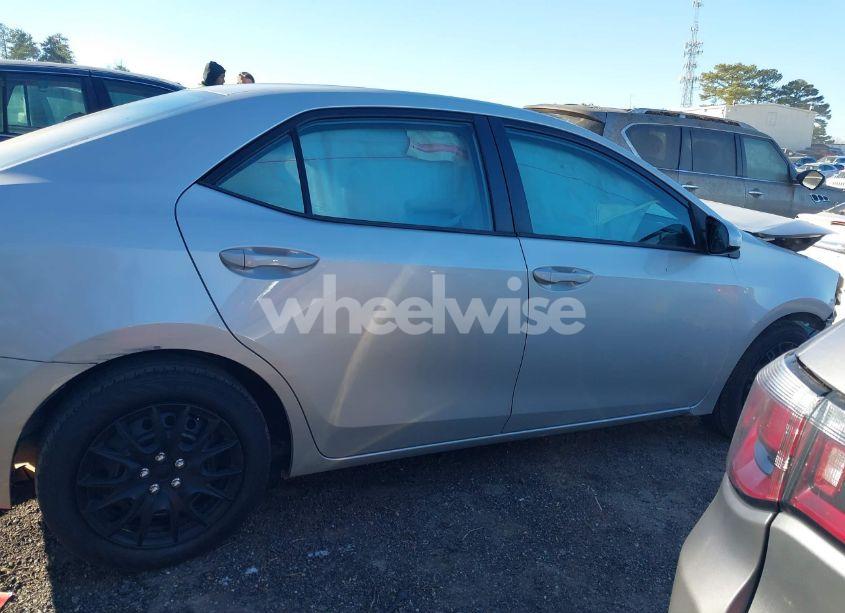 Photo 13 of 2019 Toyota Corolla LE (VIN 5YFBURHE4KP906890)