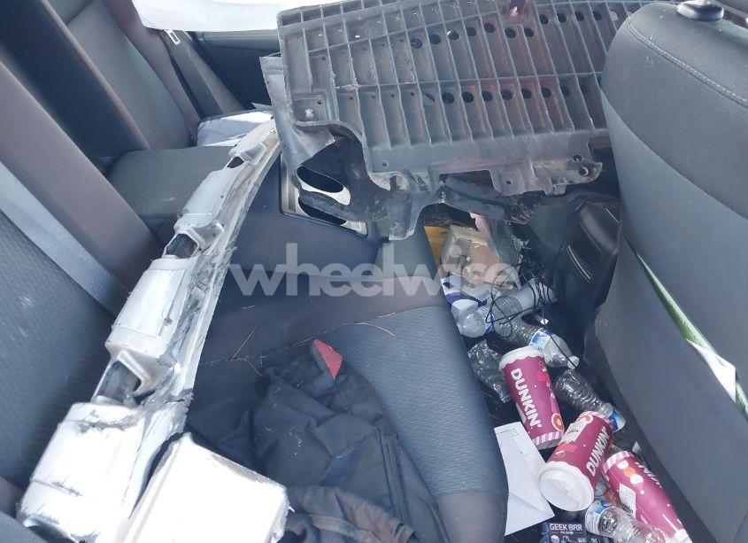 Photo 8 of 2019 Toyota Corolla LE (VIN 5YFBURHE4KP906890)