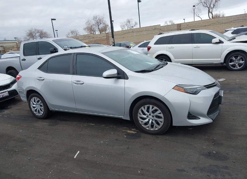 Photo 14 of 2019 Toyota Corolla LE (VIN 5YFBURHE4KP912012)
