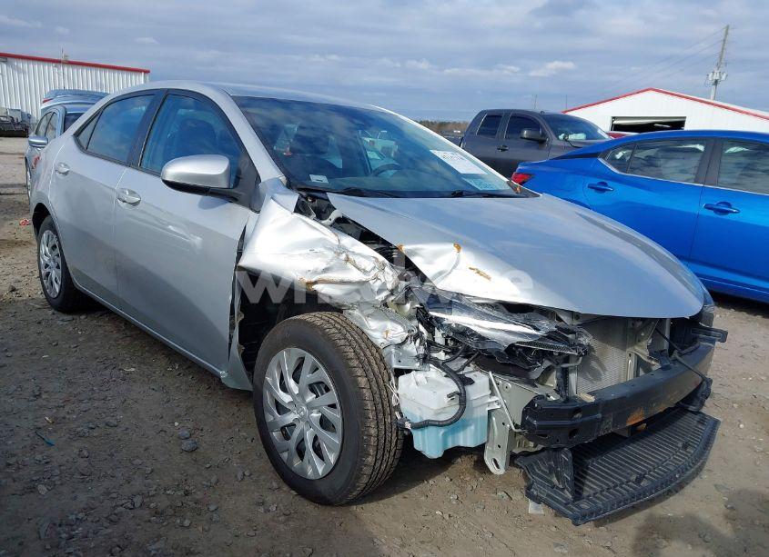 2019 Toyota Corolla LE (VIN 5YFBURHE4KP928789) main photo