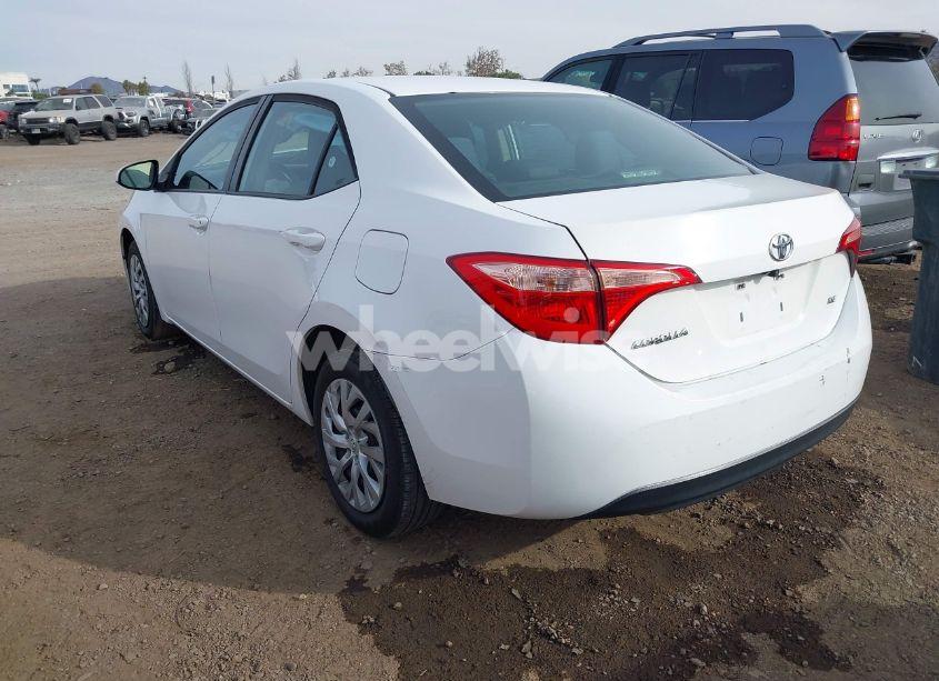 Photo 3 of 2019 Toyota Corolla LE (VIN 5YFBURHE4KP933068)