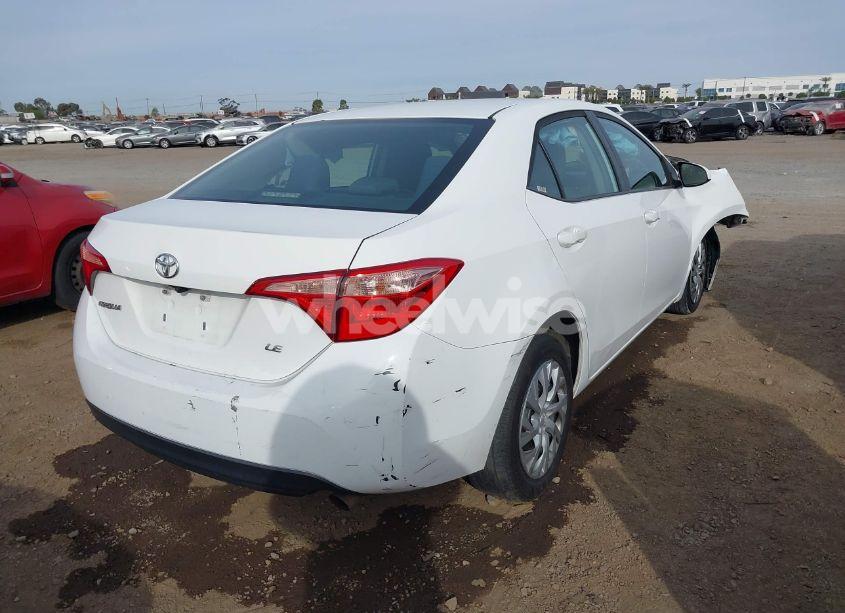 Photo 4 of 2019 Toyota Corolla LE (VIN 5YFBURHE4KP933068)