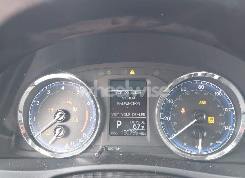 Photo 7 of 2019 Toyota Corolla LE (VIN 5YFBURHE4KP933068)