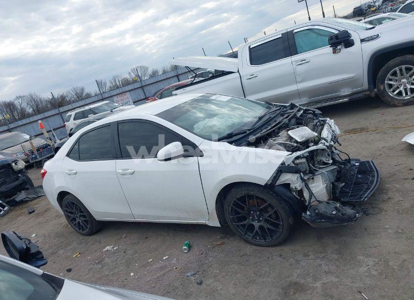 Photo 13 of 2019 Toyota Corolla LE (VIN 5YFBURHE4KP938805)