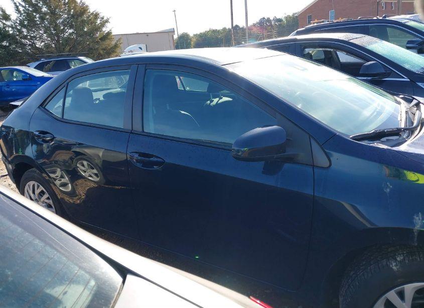 Photo 14 of 2019 Toyota Corolla LE (VIN 5YFBURHE4KP940344)