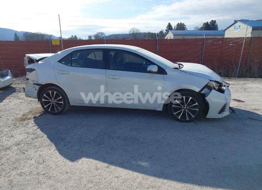 Photo 14 of 2019 Toyota Corolla SE (VIN 5YFBURHE4KP942336)