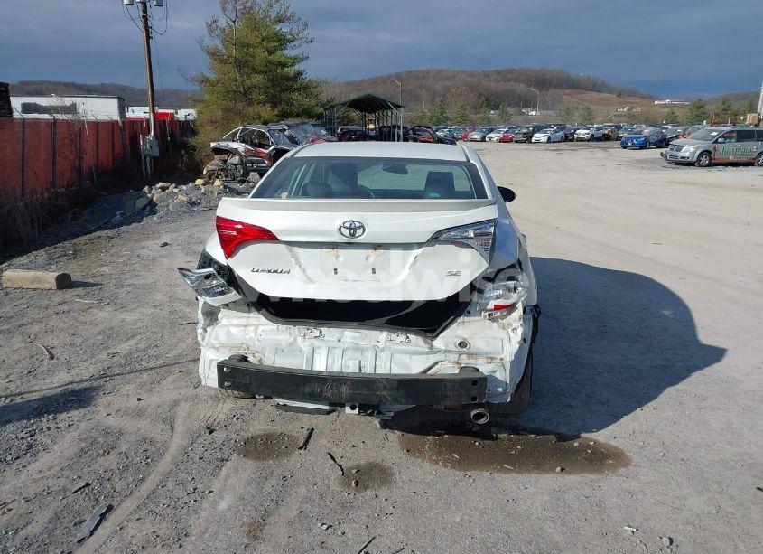 Photo 17 of 2019 Toyota Corolla SE (VIN 5YFBURHE4KP942336)