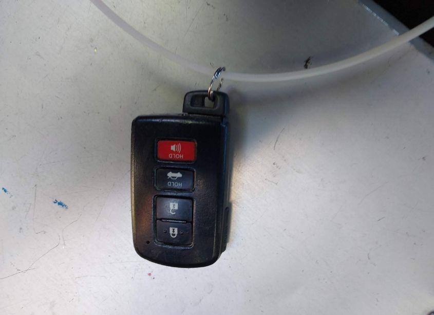 Photo 11 of 2014 Toyota Corolla L/LE/LE PLS/PRM/S/S PLS (VIN 5YFBURHE5EP006438)