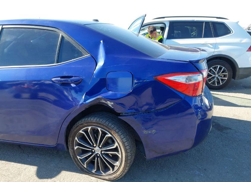 Photo 6 of 2014 Toyota Corolla L/LE/LE PLS/PRM/S/S PLS (VIN 5YFBURHE5EP006438)