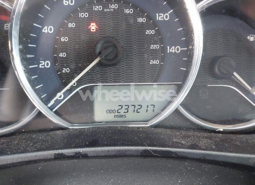 Photo 7 of 2014 Toyota Corolla LE (VIN 5YFBURHE5EP080572)