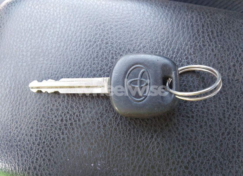 Photo 11 of 2014 Toyota Corolla L (VIN 5YFBURHE5EP114400)