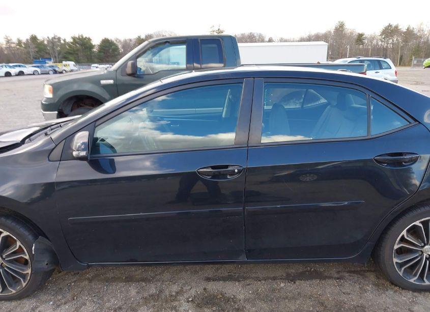 Photo 14 of 2014 Toyota Corolla L/LE/LE PLS/PRM/S/S PLS (VIN 5YFBURHE5EP122643)