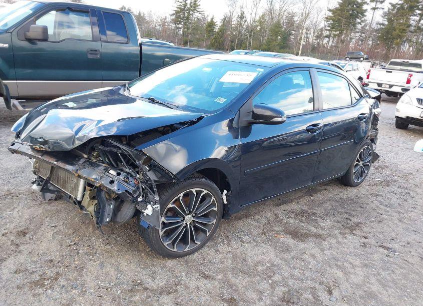 Photo 2 of 2014 Toyota Corolla L/LE/LE PLS/PRM/S/S PLS (VIN 5YFBURHE5EP122643)