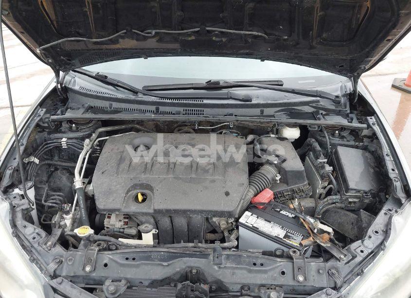 Photo 10 of 2014 Toyota Corolla L/LE/LE PLS/PRM/S/S PLS (VIN 5YFBURHE5EP124215)