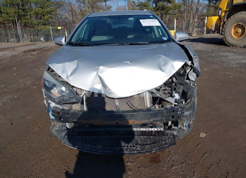 Photo 13 of 2014 Toyota Corolla LE (VIN 5YFBURHE5EP128653)