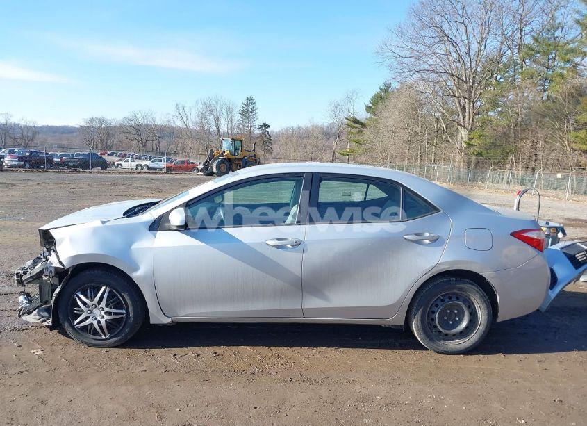 Photo 15 of 2014 Toyota Corolla LE (VIN 5YFBURHE5EP128653)