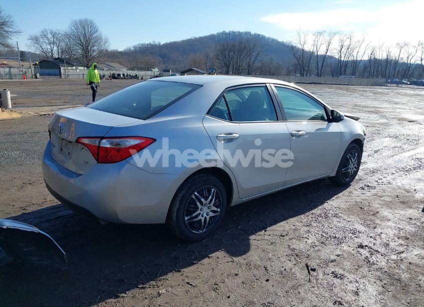 Photo 4 of 2014 Toyota Corolla LE (VIN 5YFBURHE5EP128653)