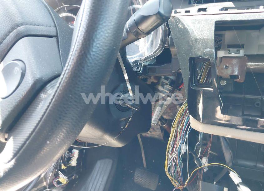 Photo 11 of 2014 Toyota Corolla LE (VIN 5YFBURHE5EP173110)