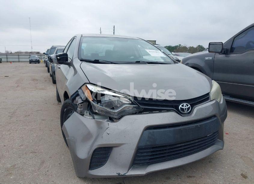 Photo 6 of 2014 Toyota Corolla LE (VIN 5YFBURHE5EP173110)