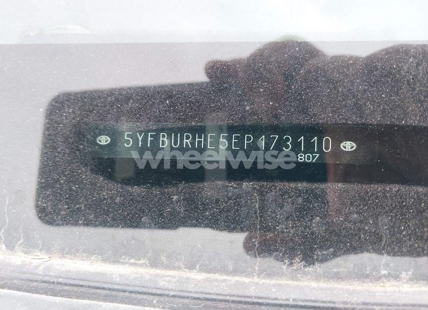 Photo 9 of 2014 Toyota Corolla LE (VIN 5YFBURHE5EP173110)