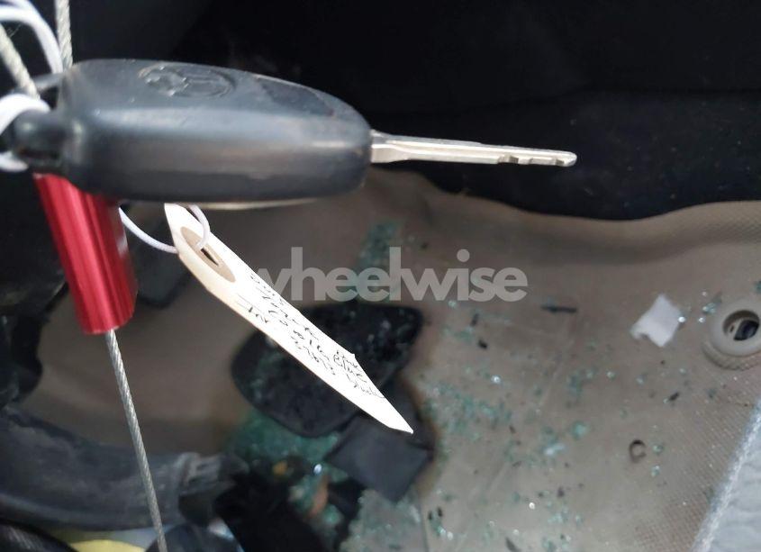 Photo 11 of 2015 Toyota Corolla LE (VIN 5YFBURHE5FP181712)