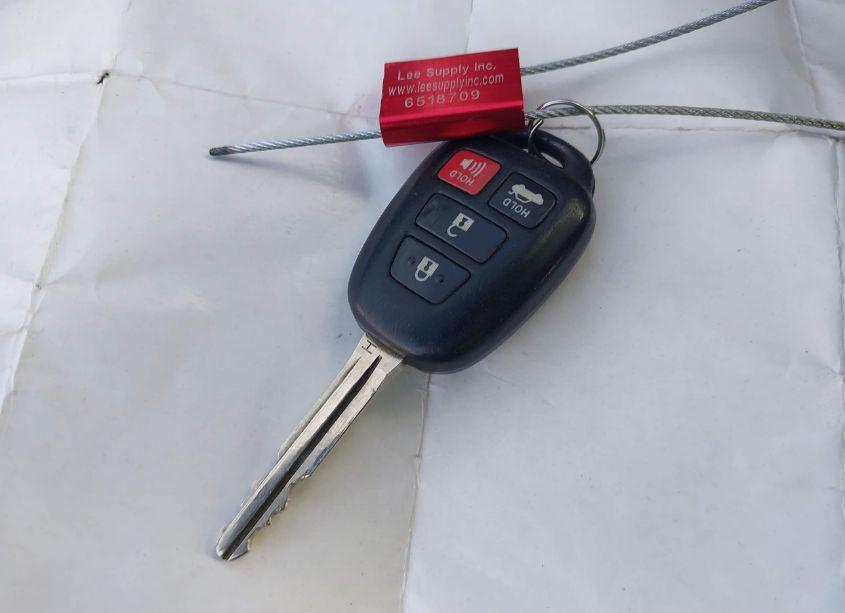 Photo 11 of 2015 Toyota Corolla LE PLUS (VIN 5YFBURHE5FP187106)