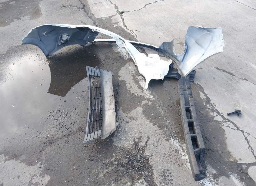 Photo 12 of 2015 Toyota Corolla LE PLUS (VIN 5YFBURHE5FP187106)