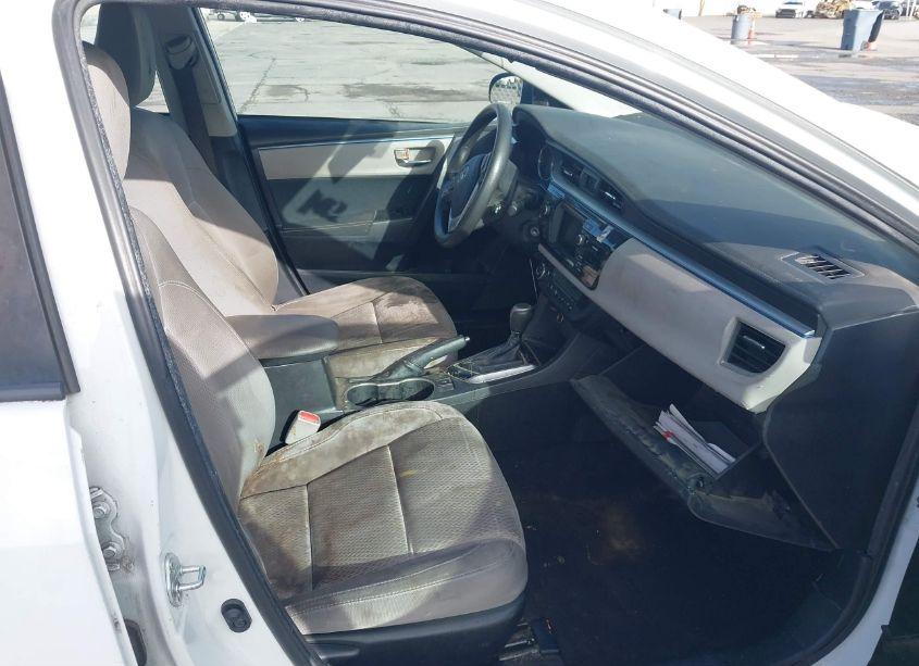 Photo 5 of 2015 Toyota Corolla LE PLUS (VIN 5YFBURHE5FP187106)
