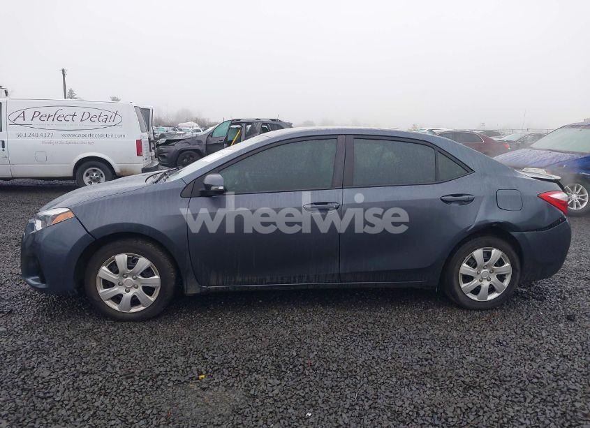 Photo 14 of 2015 Toyota Corolla S (VIN 5YFBURHE5FP203689)