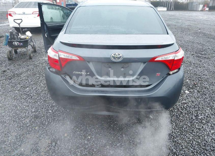 Photo 6 of 2015 Toyota Corolla S (VIN 5YFBURHE5FP203689)