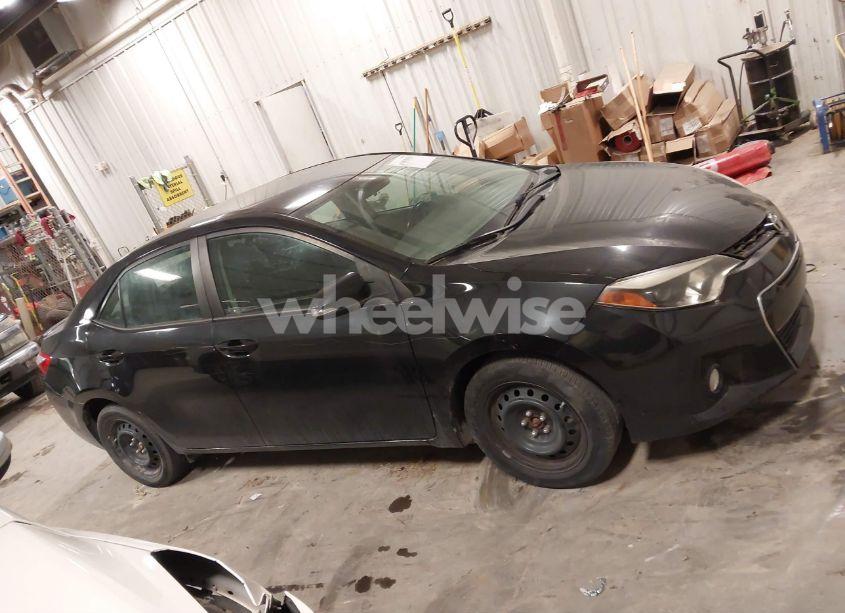 Photo 13 of 2015 Toyota Corolla S (VIN 5YFBURHE5FP203790)