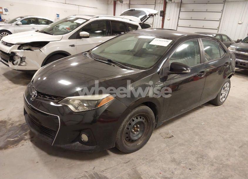 Photo 2 of 2015 Toyota Corolla S (VIN 5YFBURHE5FP203790)