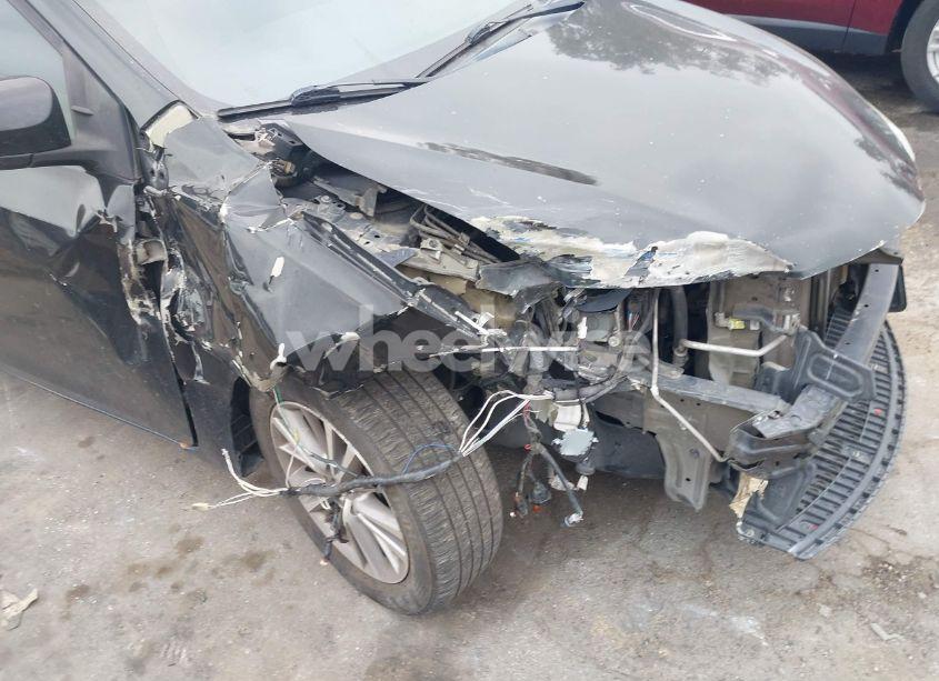 Photo 17 of 2015 Toyota Corolla LE PLUS (VIN 5YFBURHE5FP206964)